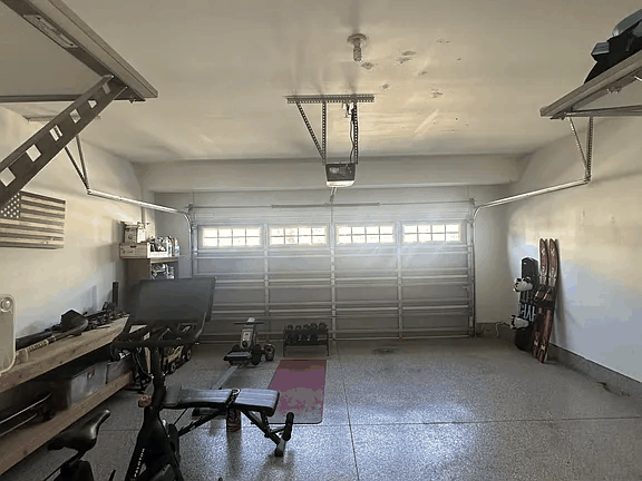 31 Fallowfield Dr - Photo 2 of 12