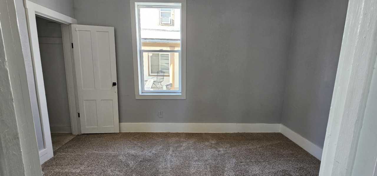 128 E 10th Ave #128B - Photo 7 of 8