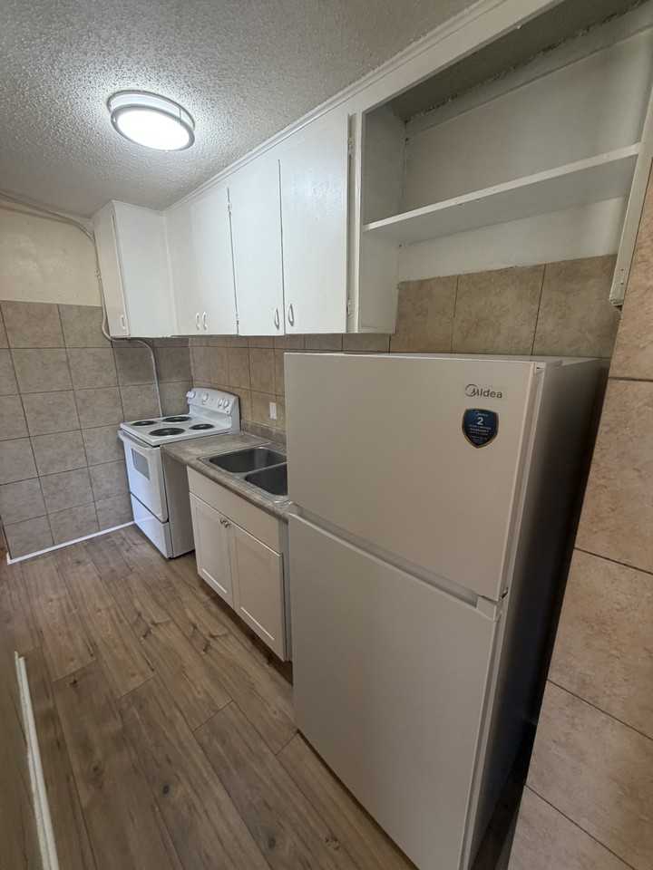 1600 N Fairfield St - Photo 6 of 7