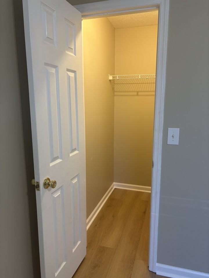 900 Cammaron Way - Photo 7 of 12
