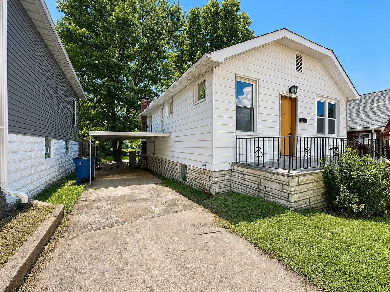 8527 Philo Ave - Photo 4 of 19