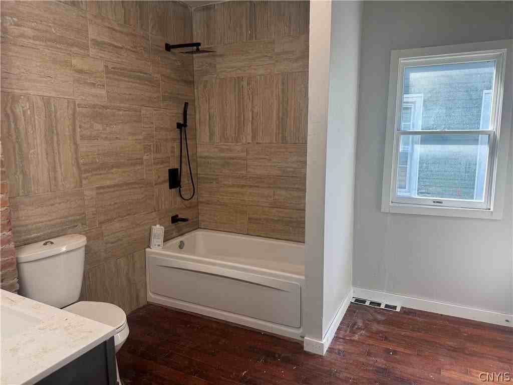 84 W North St - Photo 7 of 13