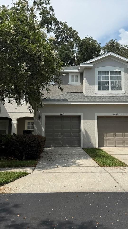 2275 Brancaster Cir - Photo 2 of 8