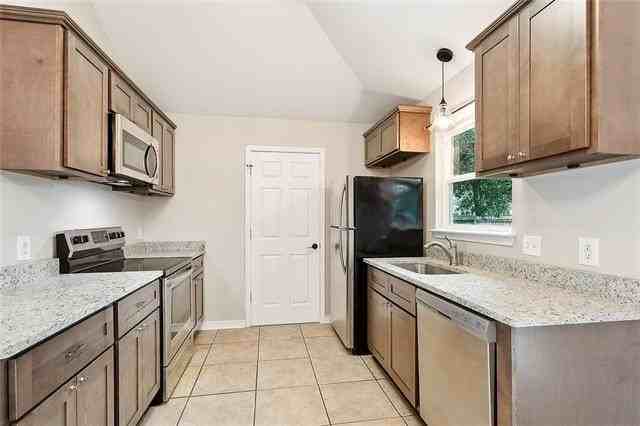 530 Northshore Ln - Photo 6 of 16
