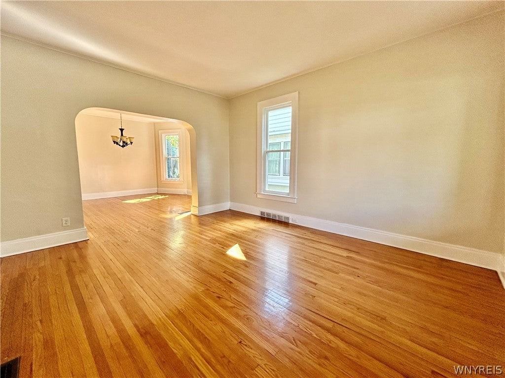 373 Woodward Ave - Photo 6 of 22