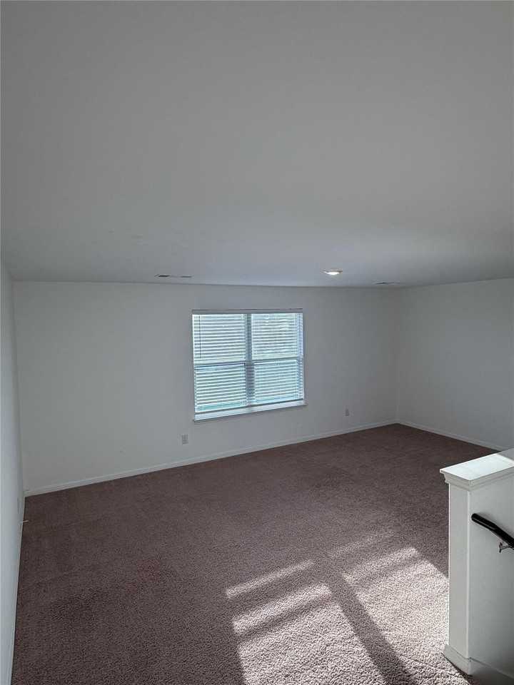 18401 Quiet Range Dr - Photo 6 of 20