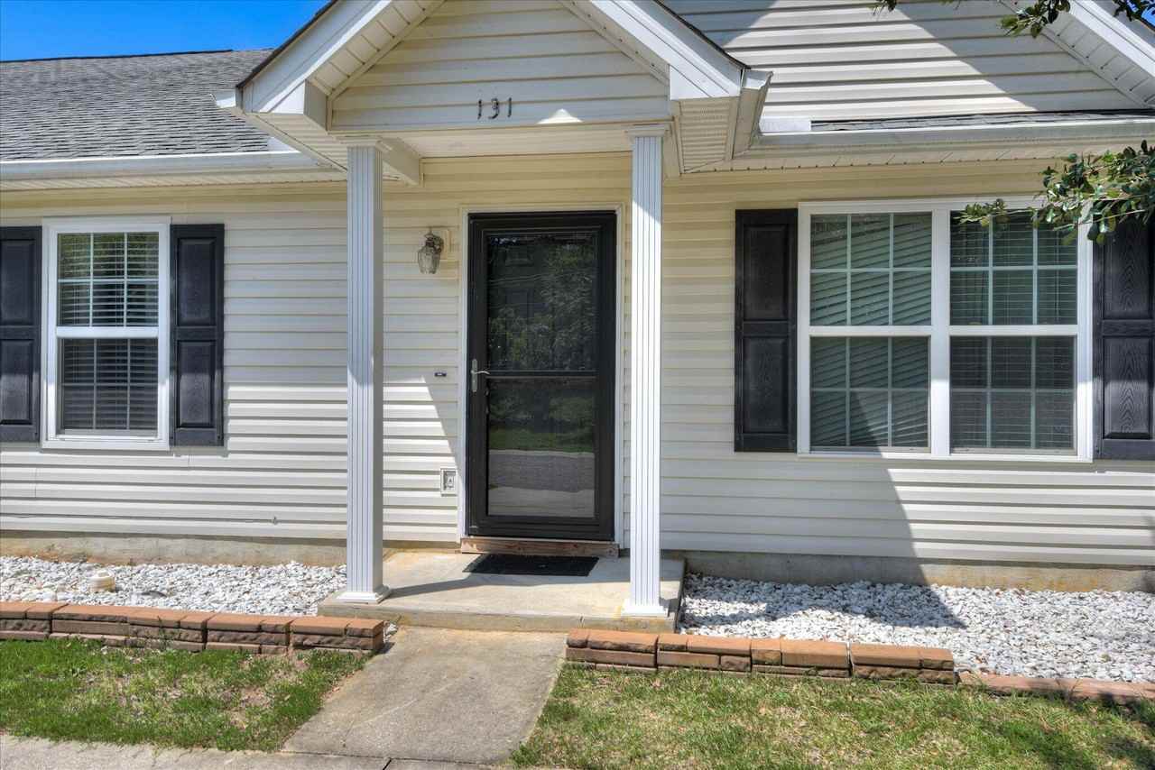 131 Bevington Dr - Photo 4 of 29