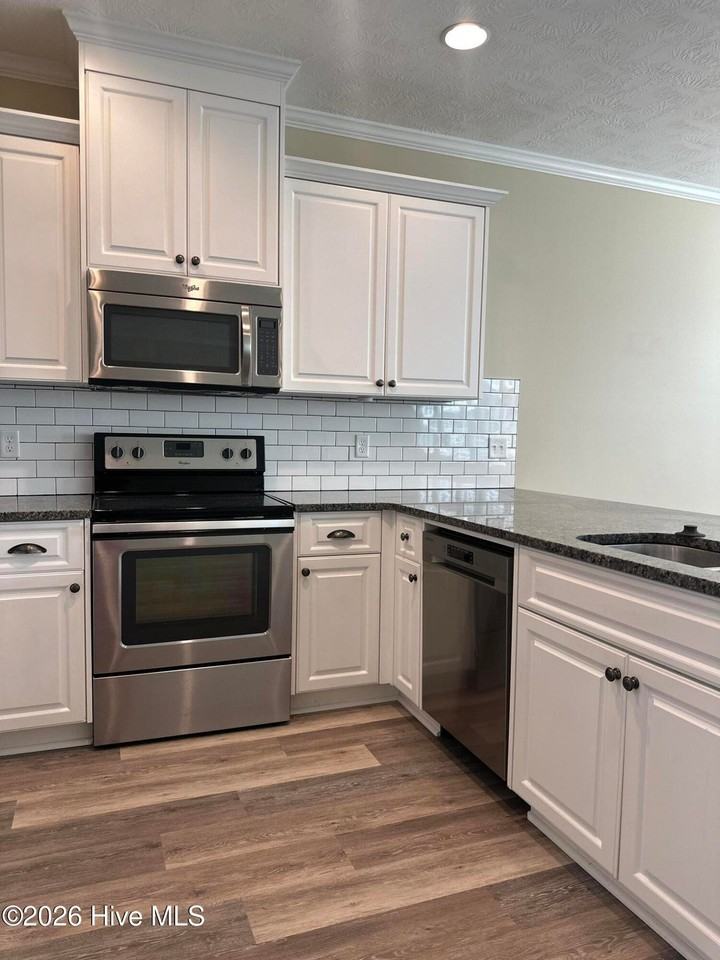 484 Brantley Cove Cir #1 - Photo 6 of 21