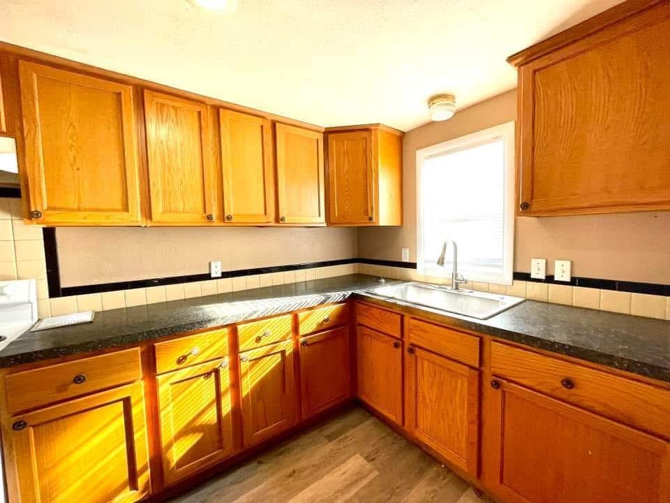 722 B St Nw #1 - Photo 3 of 17