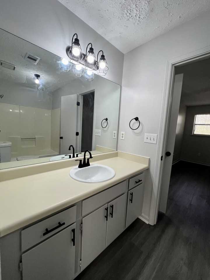 238 Vernoy Aiken Rd #F - Photo 4 of 20