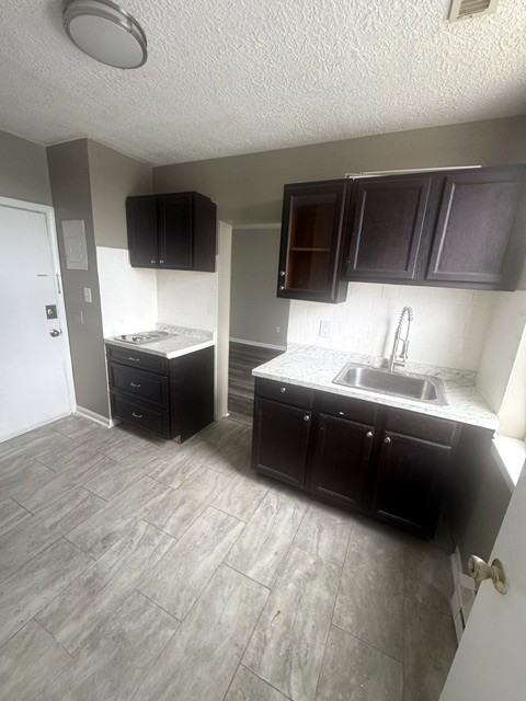2917 Poplar Ter #3 - Photo 4 of 18