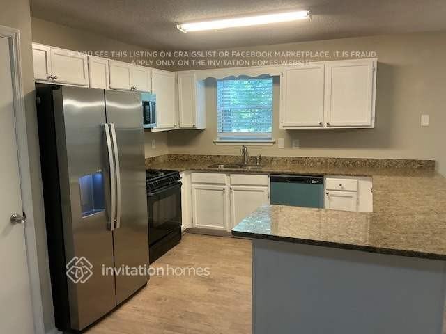 4032 Sharon Woods Dr - Photo 4 of 13