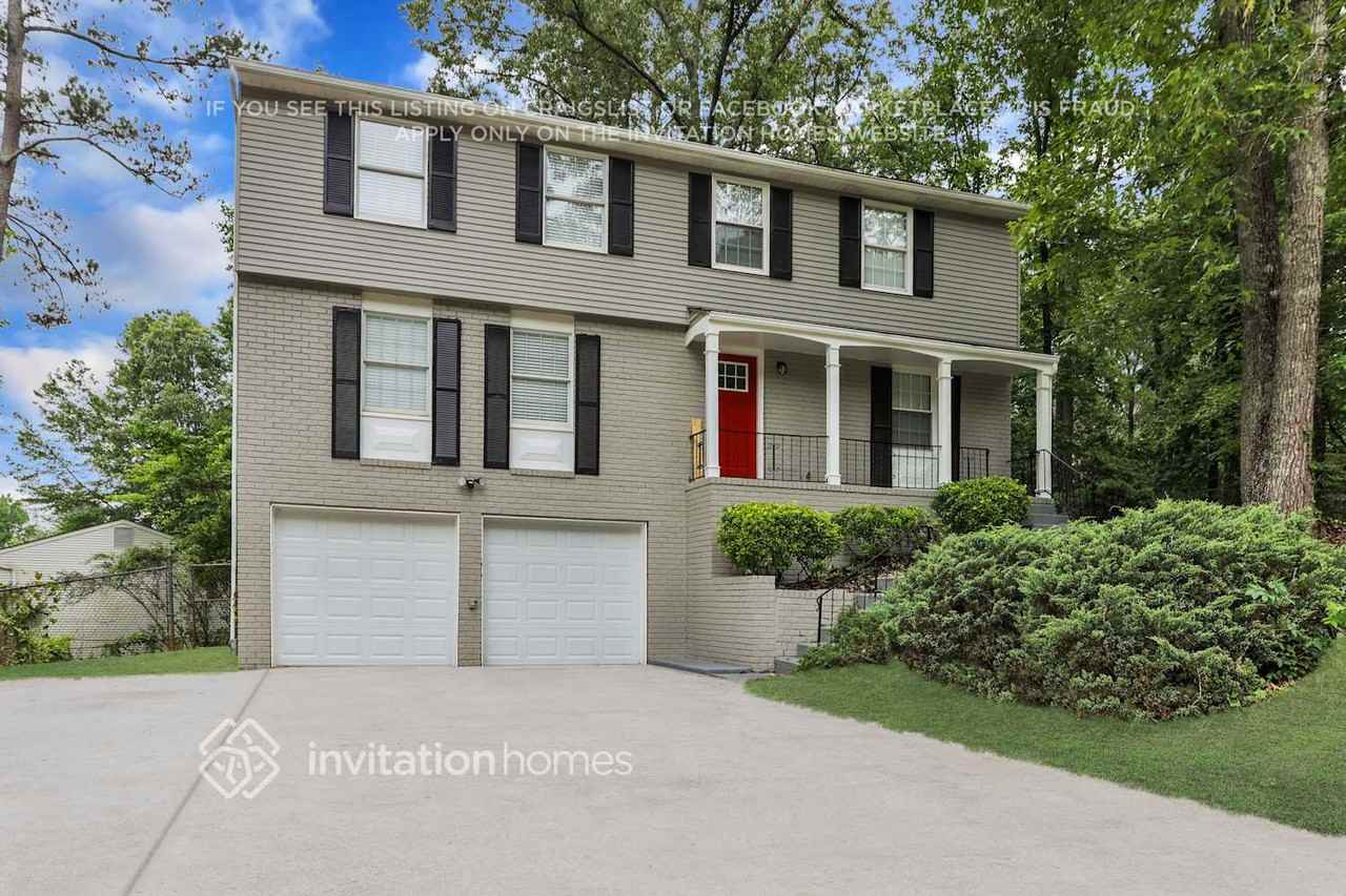 3301 Bramblevine Cir - Photo 2 of 30