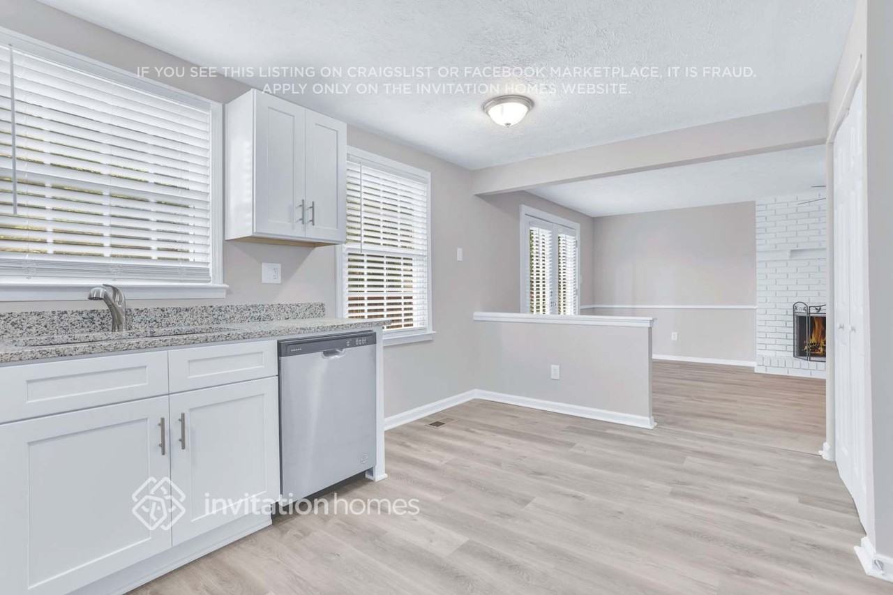 3301 Bramblevine Cir - Photo 7 of 30
