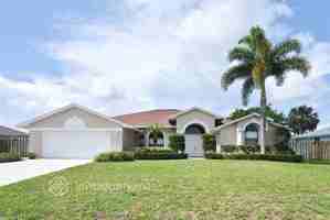 featured image of 948 Sw Abingdon Ave