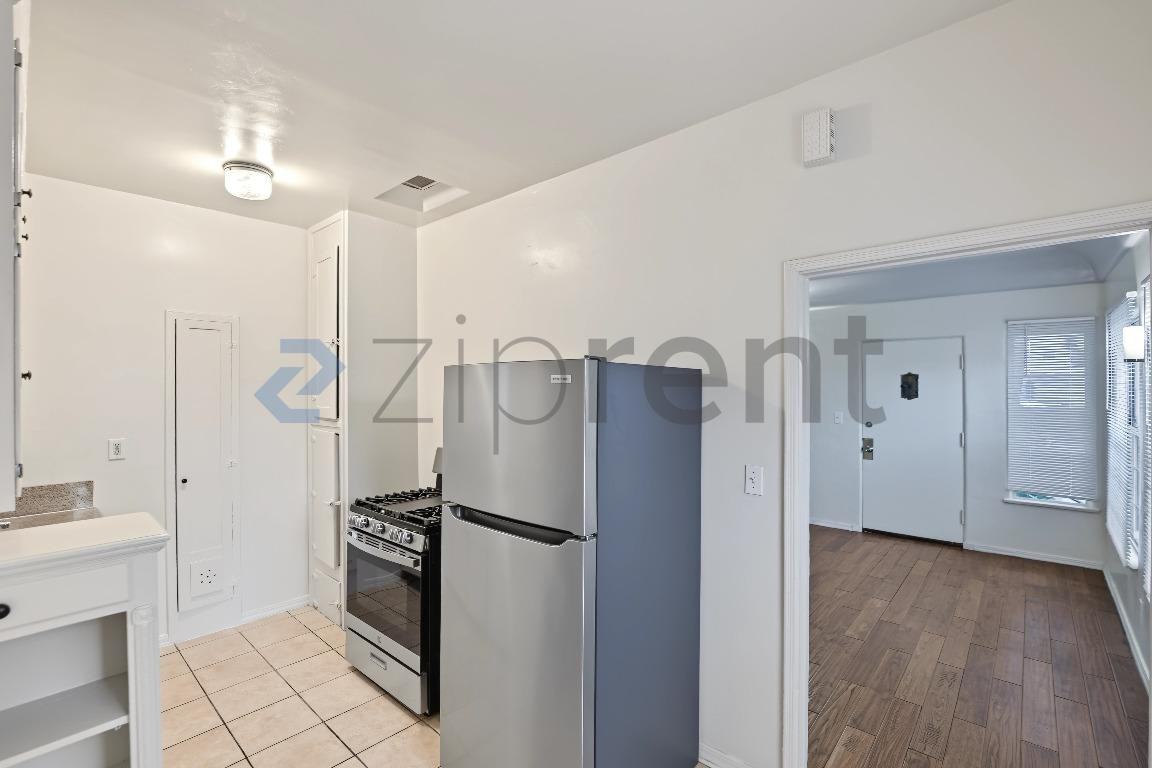 4264 Leimert Blvd #4268 - Photo 7 of 18