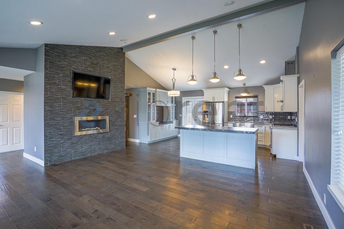192 Northeast - Photo 6 of 25