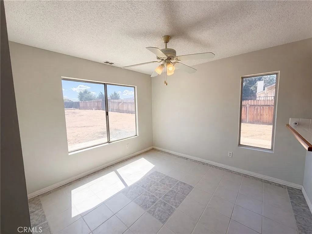 13561 Glacier Circle - Photo 7 of 8