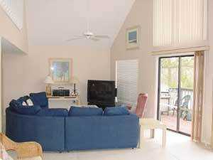 209 Spring Ave - Photo 2 of 10