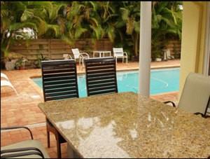 408 Alamanda Rd - Photo 2 of 9