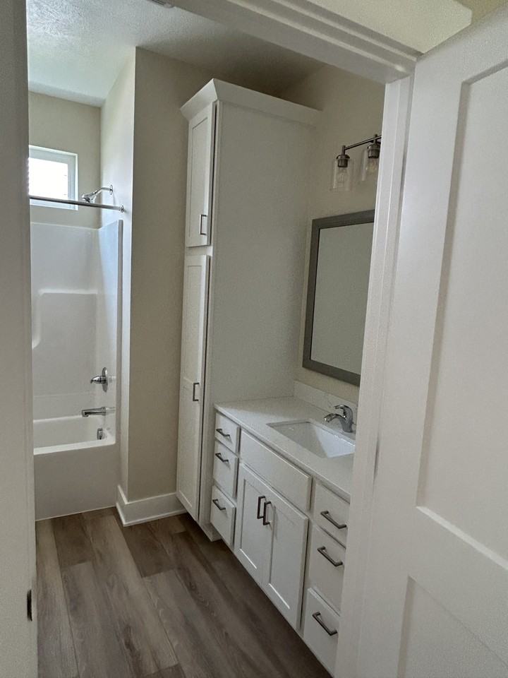 2247 Watertown Way - Photo 6 of 11