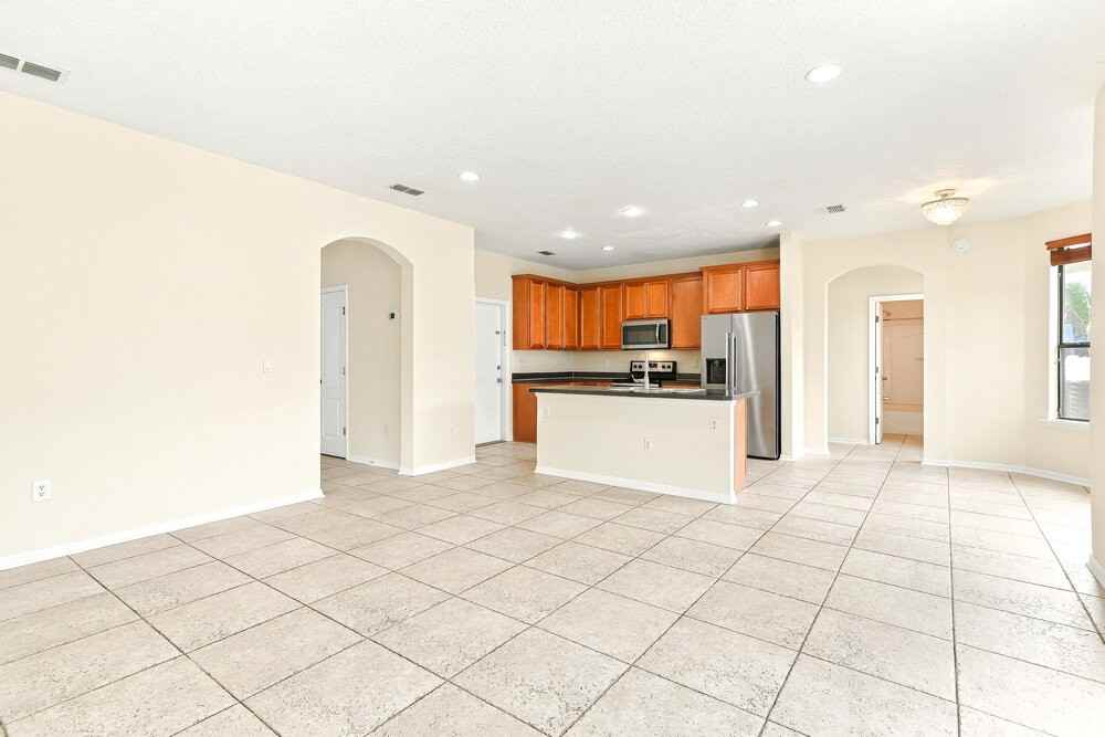 3691 Blue Wing Ct - Photo 5 of 17