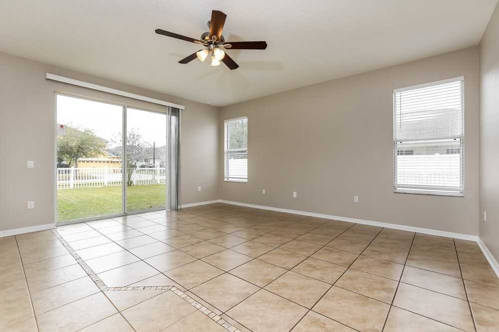 3140 Pawleys Loop N - Photo 3 of 16