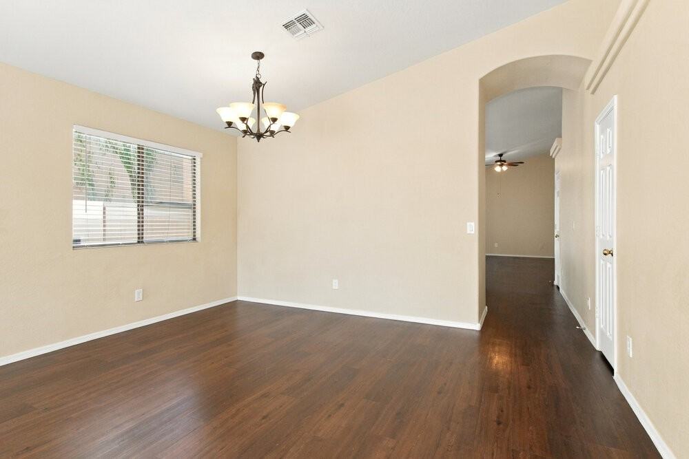 21818 W Sonora St - Photo 3 of 16