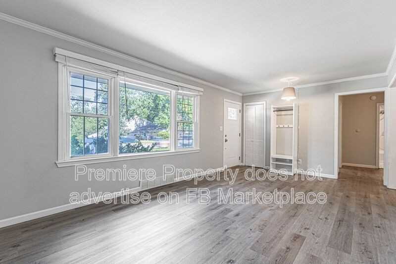 5709 W 75th St - Photo 2 of 17