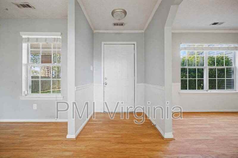 1213 Ruxton Ct - Photo 4 of 48