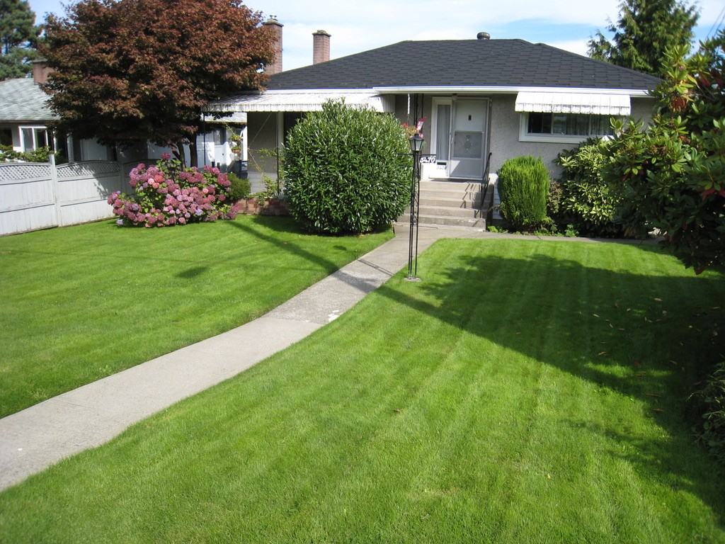 5470 Booth Avenue - Photo 4 of 7