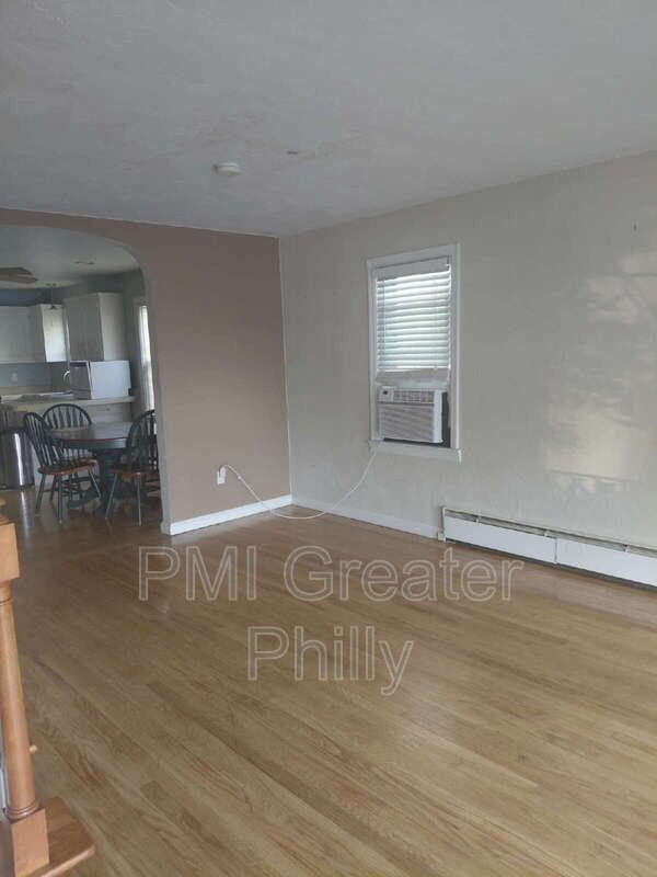 687 Mansion St - Photo 2 of 23