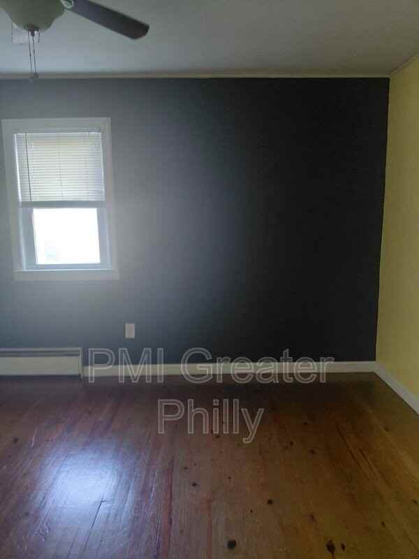 687 Mansion St - Photo 7 of 23