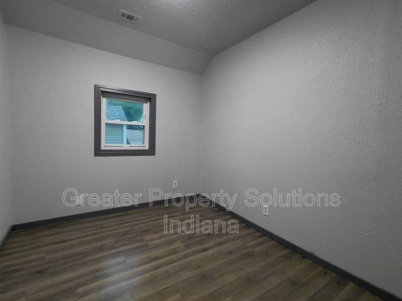 731 West 4Th Stupper - Photo 5 of 9