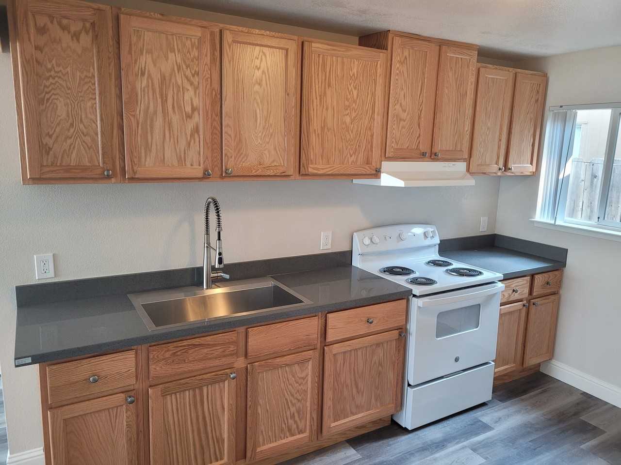 27250 - 27258 Tyrrell - Photo 2 of 20