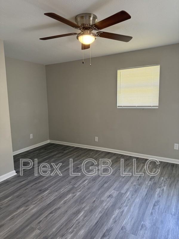 201 Bagley St - Photo 7 of 7