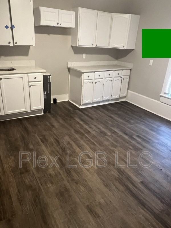 320 Alford St - Photo 5 of 8