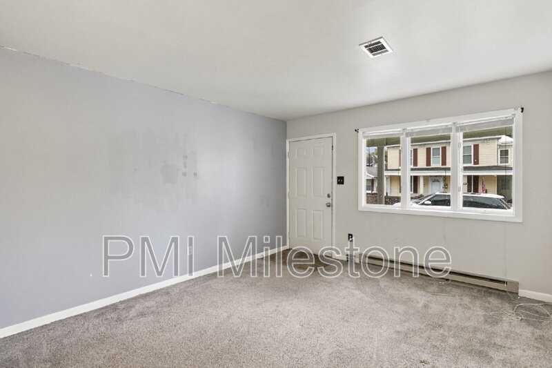 420 Liberty St - Photo 5 of 19