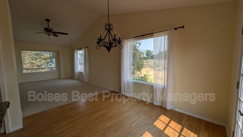 5734 S Hollyhock Pl - Photo 4 of 29