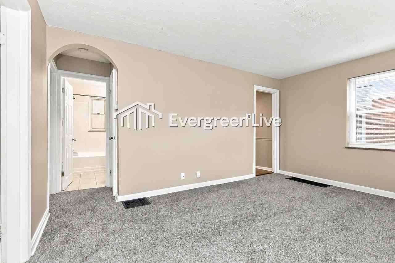 3337 Mcgrew St - Photo 7 of 15