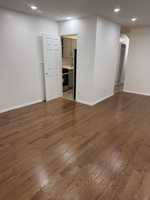 featured image of 659 E 81st St