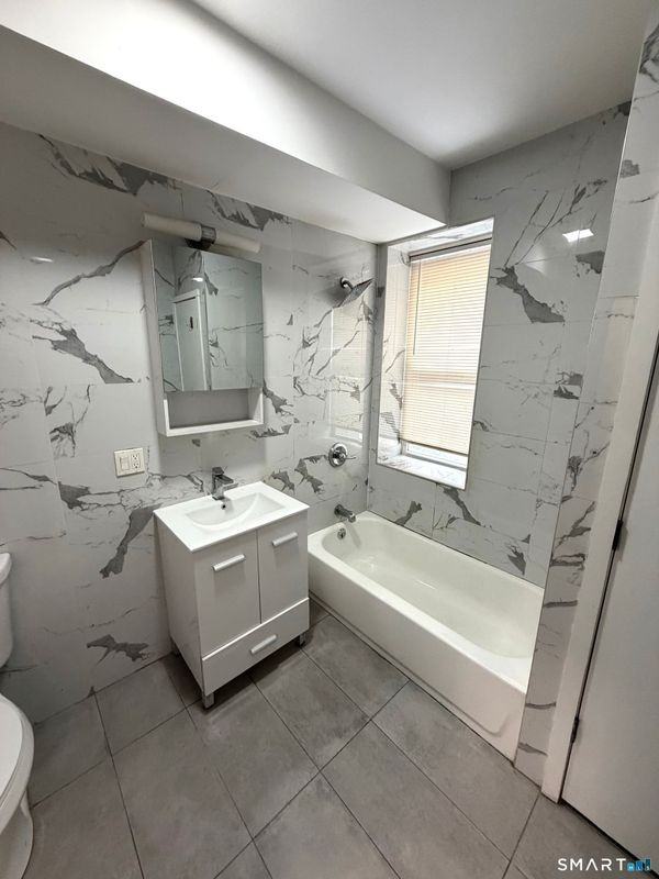 66 Norton St ##3 - Photo 6 of 6
