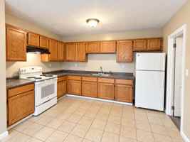 featured image of 63 Huntington St ##3g