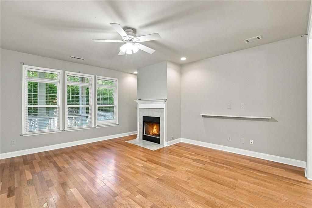 187 Hemphill School Rd Nw - Photo 4 of 17