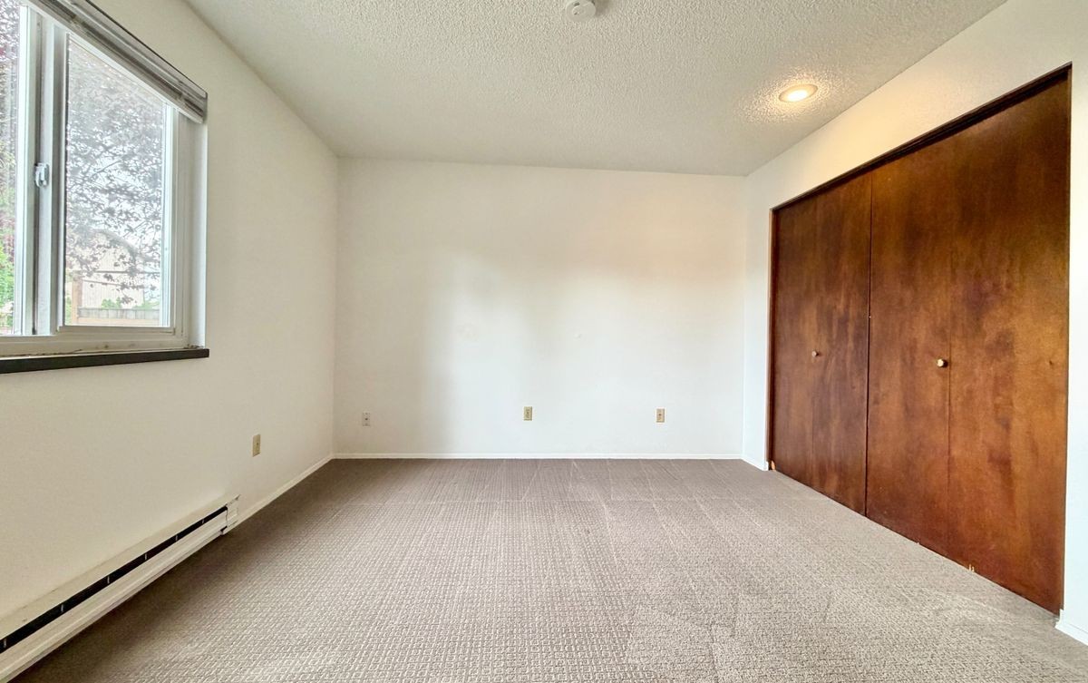 10525 Midvale Ave N ##201 - Photo 7 of 8