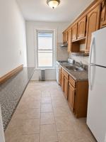 featured image of 7555 Metropolitan Ave ##3l