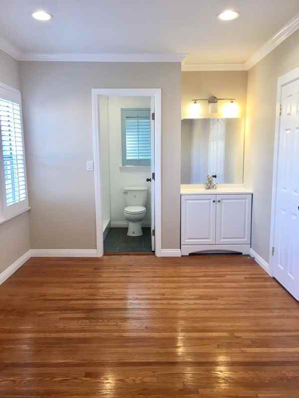 6010 S Harcourt Ave - Photo 4 of 5