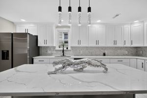 featured image of 109 E 40th St