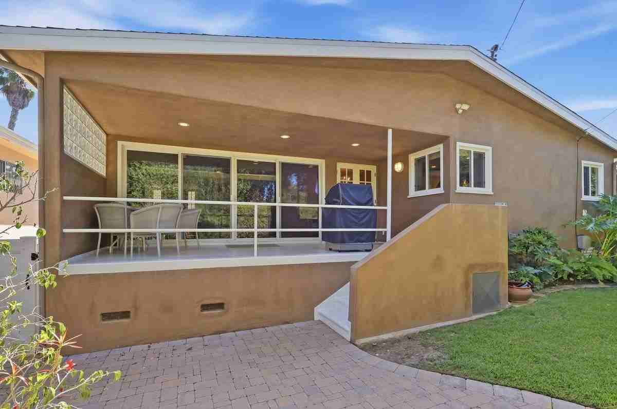 1336 S Gertruda Ave - Photo 5 of 49