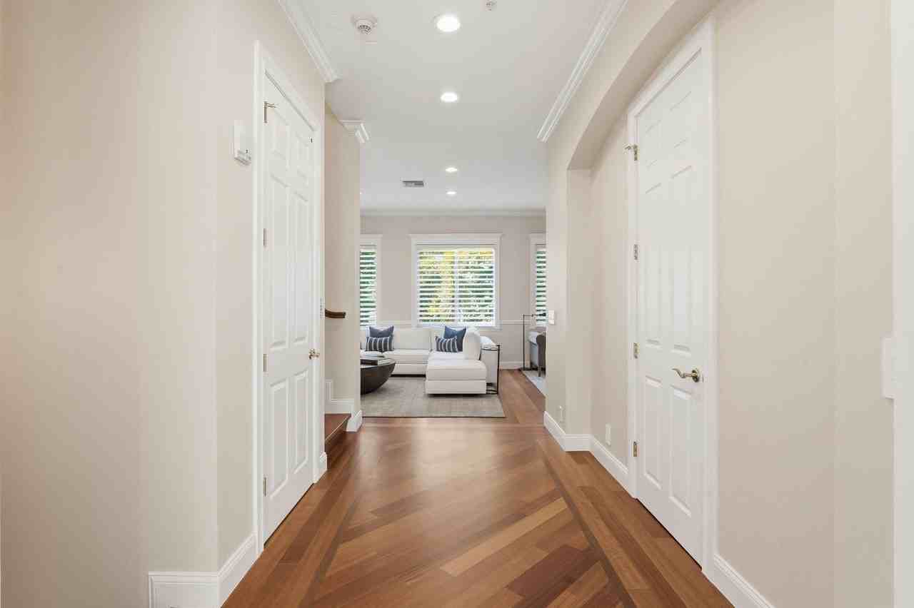 921 Osceola Dr #2 - Photo 3 of 50